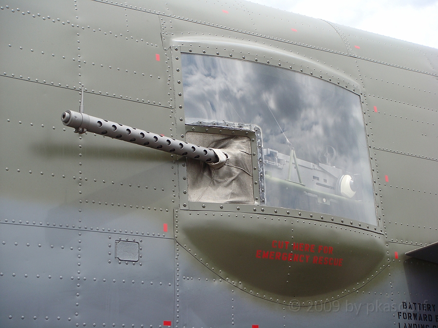 Willow Run Airshow [2009 July 18] 053.JPG - Scenes from the Thunder Over Michigan Air Show at Willow Run Airport